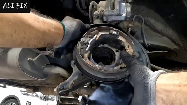 замена подшипника задней ступицы.... toyota avalon 2013 - 2018 #подвеска #ходовая смотреть онлайн