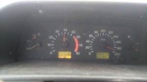 ВАЗ 2115 валит 200 км.ч