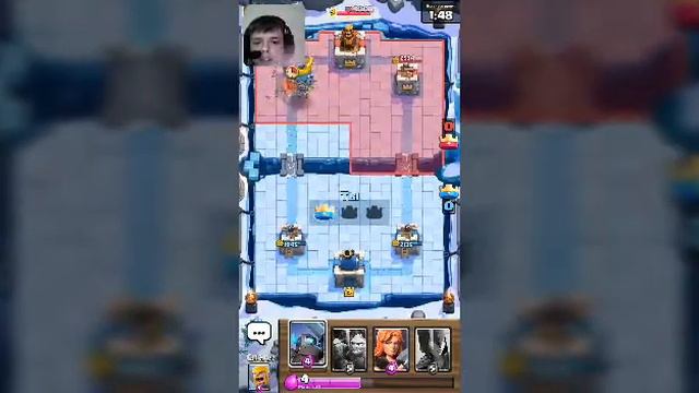 ClashRoyle улыбающиеся юниты против грозных! Хто победит?