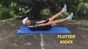 FLUTTER KICKS | МАХИ НОГАМИ НА СПИНЕ (ПЛОВЕЦ)