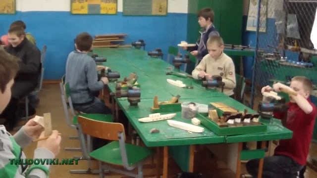 Изготовление корабликов на уроках ТЕХНОЛОГИИ.