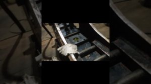 Небольшой ремонт гидромолота JCB HM049t. Потекло масло. Из под камеры.