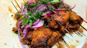 ШАШЛЫЧКИ ИЗ КУРИНЫХ КРЫЛЫШЕК В ДУХОВКЕ