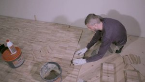 Укладка спортивного паркета