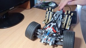 полноприводный дрифт кортч из лего техник