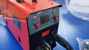 FUBAG INMIG 200 SYN LCD Сварочный полуавтомат-инвертор + горелка FB 250