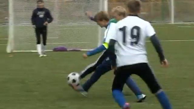 Турнир футболистов Оранжевая бутса 3 в Дзержинске.mpg смотреть онлайн