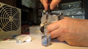 Как разобрать кулер компьютера у себя дома