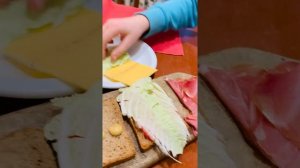 Sandwich, how fast to make a sandwich❤️ Сендвич, как быстро его приготовить