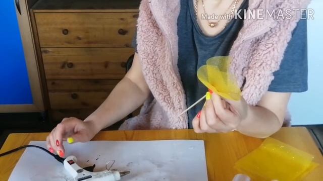 Как заполнить пустоту и придать объем букету из конфет.