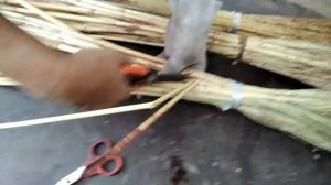 Как я вязала веник из проса.