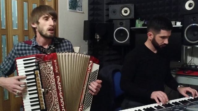 Аварские песни на аккордеоне поёт Шамхал Магомедович смотреть онлайн