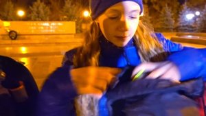 РОМА ПОЛУЧИЛ 7 ДВОЕК! Боится Идти ДОМОЙ НОЧЕВАЛ На УЛИЦЕ