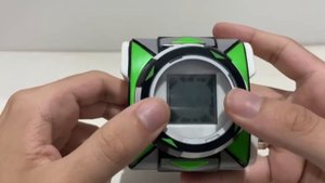 OMNITRIX COM JOGO! REVIEW DO OMNITRIX ALIEN GAME - BEN 10 REBOOT