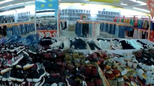 Обзор Цен на одежду в социальном магазине "Оленья гора" г. Хуньчунь, Китай