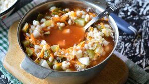 Рассольник на зиму с солеными огурцами