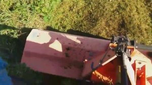 Измелчаю траву. МТЗ-82 и измельчитель 1.75м.