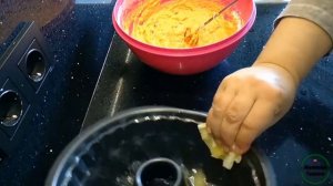 кекс морковный,турецкий рецепт , без миксера ,марковка из выжетого сока (остатков)вкусная выпе