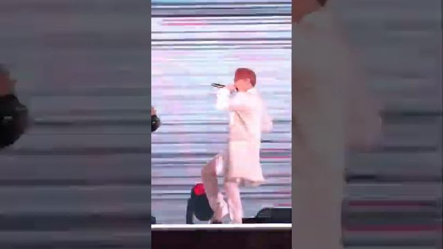 Ateez Mama 2019 Mingi Fancam смотреть онлайн