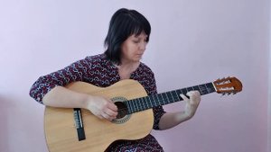 Простая мелодия на гитаре.