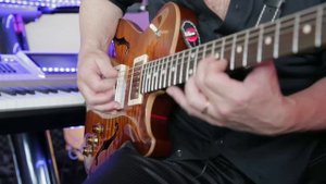 Steve Stevens plays the Supro 1624T Dual-Tone Reissue - Classic Rock Tone Solo Guitar