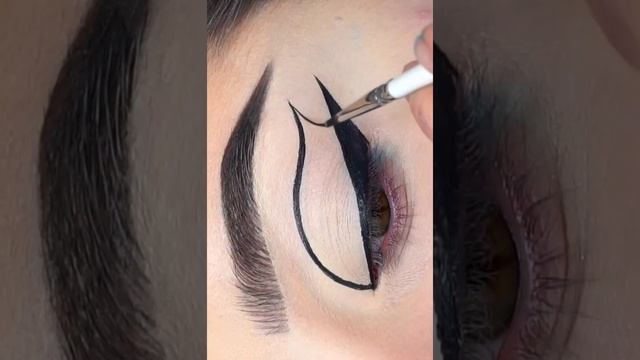 Create Liner Eye Makeup#shorts #shortvideo #short #subscribe #status #supermakeupandnailart