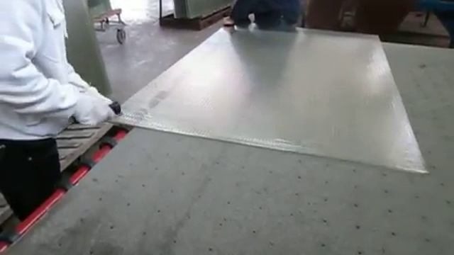 резка армированного стекла смотреть онлайн