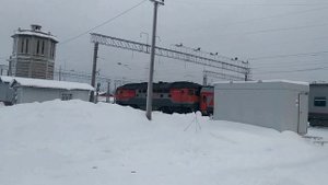 Обозерская. Поезд №10 Санкт-Петербург - Архангельск. Прибытие, стоянка и отправление по станции.