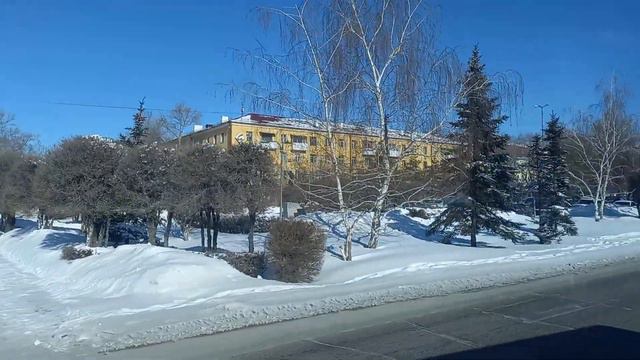 По Бульвару Мира от Бухар-Жырау до остановки Ердос на автобусе №43 маршрута 19-ого Февраля