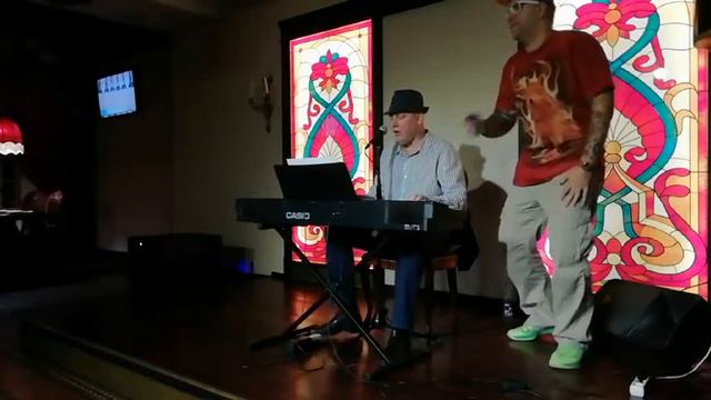 Потряс Маракас ака DJ Сергей Обломов ))
