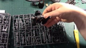 Unboxing Adeptus Titanicus Reaver 2