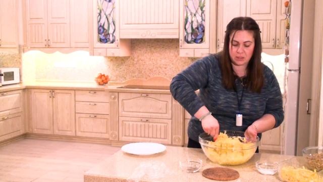 Запеченное мясо в картофельной шубе. С апельсиновым соусом.