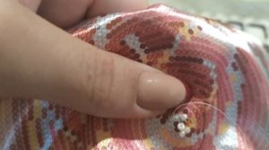 Вышивка бисером в круговой технике или шов назад иголка. Карамельные розы,обзор и подбор бисера.