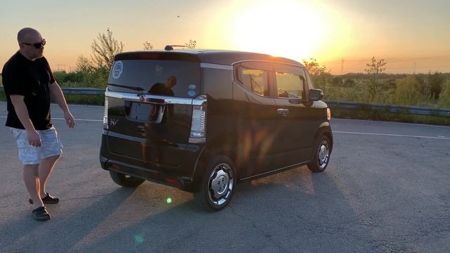 Honda N Box Slash - самый навороченный кей-кар! смотреть онлайн
