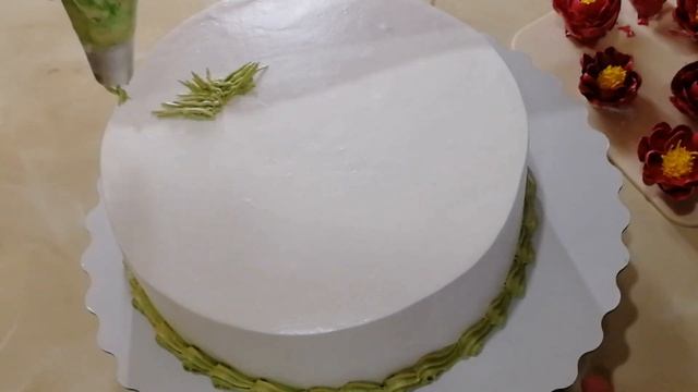 Цветы из крема / Луговые пионы и клевер / How to decorate a cake cream flowers