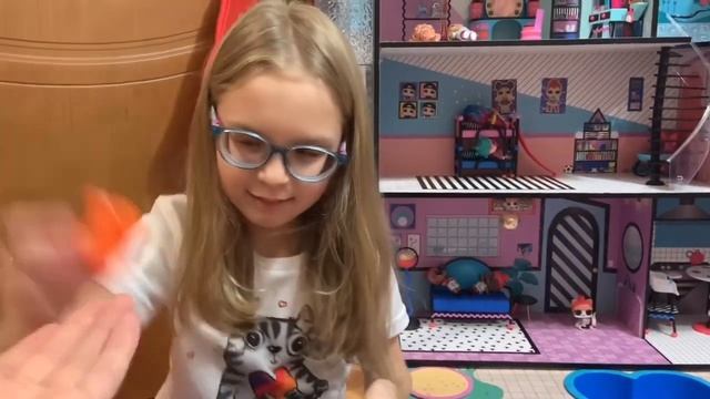 LOL Hairvibes со сменными прическами. смотреть онлайн