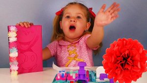 DIY Pom Pom Wow КРАСИМ Помпоны Видео для Детей Опыты и Игры для Девочек Игрушки decoration station