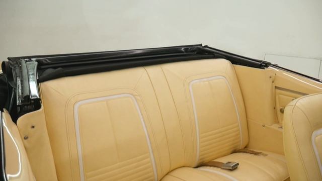 1967 Chevrolet Camaro RS for sale at Volo Auto Museum (V19711) смотреть онлайн