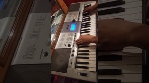 Чаки Чаки YAMAHA PSR E 403