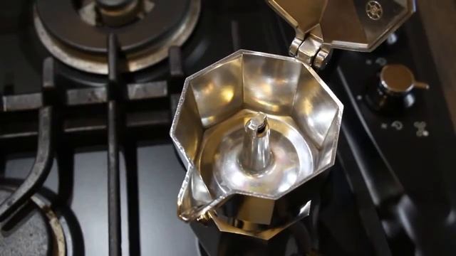 Bialetti Moka Express смотреть онлайн