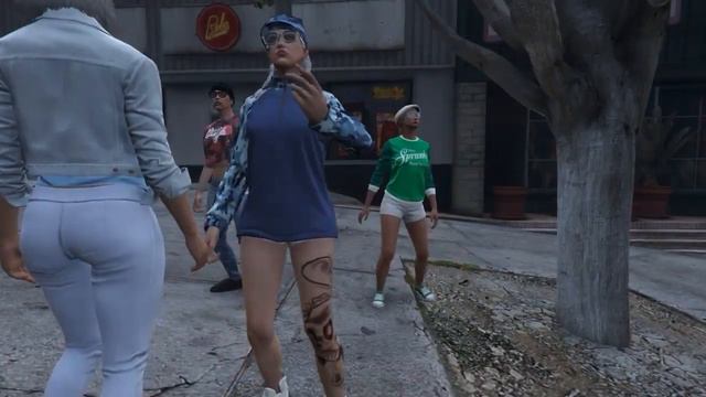 GTA 5 Why It's NOT BETTER To Play As a Female смотреть онлайн