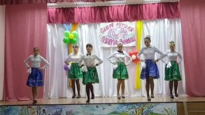 Танец "Я на печке молотила"