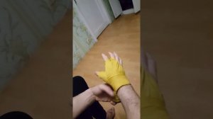 How to properly wrap a boxing bandage. Как правильно обмотать боксерский бинт