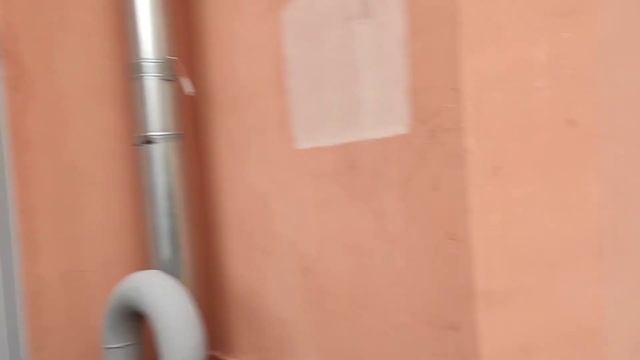 Дверь как у распашного лифта снаружи дома смотреть онлайн