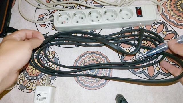 Индикаторная отвертка. Где находятся фаза, ноль ? 31 октября 2020 г.
