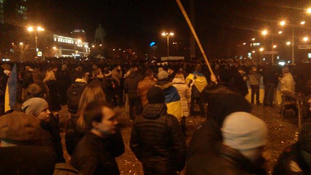 Донецк 2014 год 13 марта, площадь ленина смотреть онлайн