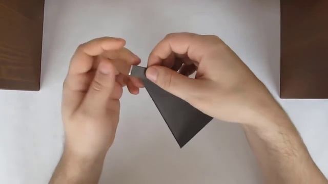 Оригами монашка из бумаги