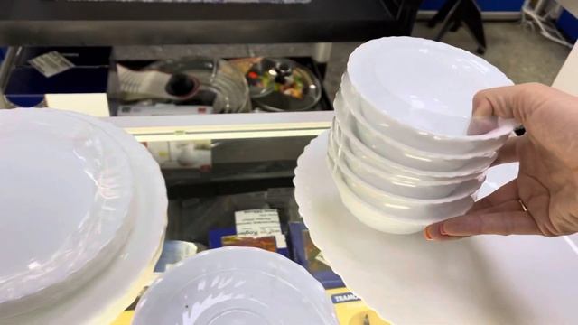 Распаковка набора посуды FESTON от французского бренда ARCOPAL смотреть онлайн