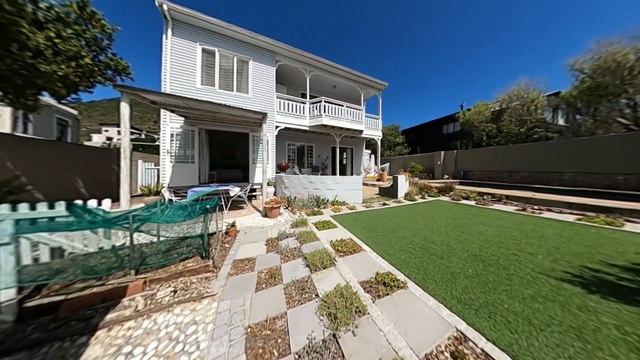 Laurentia Way Hout Bay смотреть онлайн