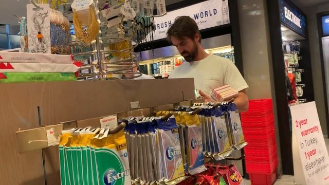 Влог:Шоппинг в Дьюти фри на 260& смотреть онлайн